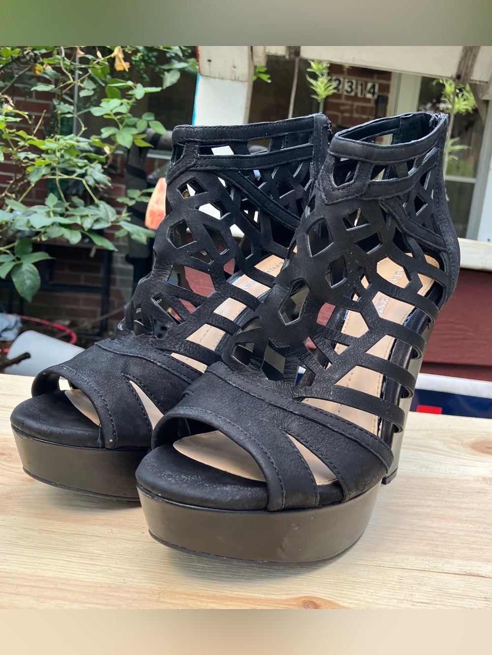 Y2K Black Laser-Cut Platform Wedge Sandals size 8